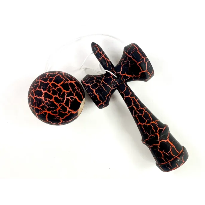 Tradycyjna japońska zabawka Kendama do ćwiczenia refleksu.