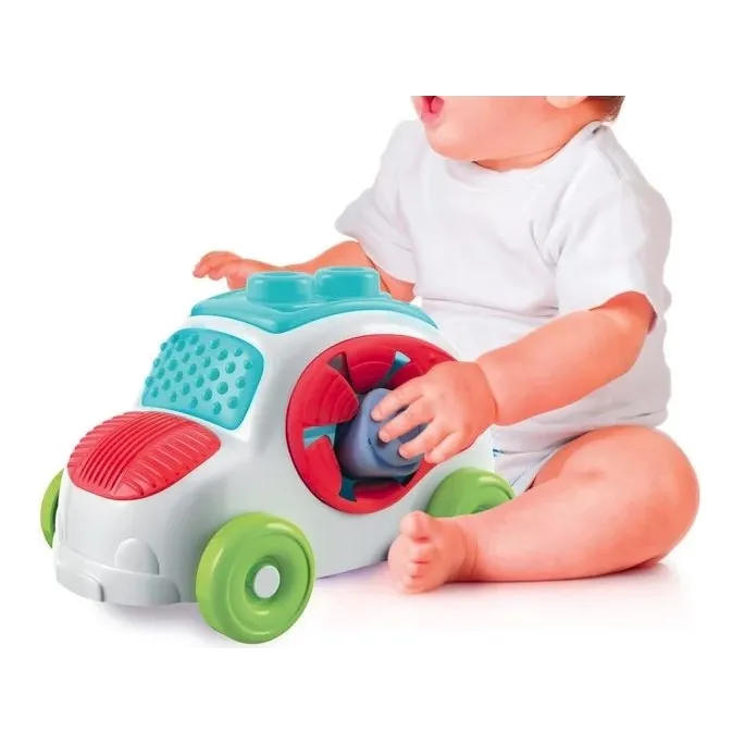 Łatwe do czyszczenia autko i klocki, zmywarka przyjazna.