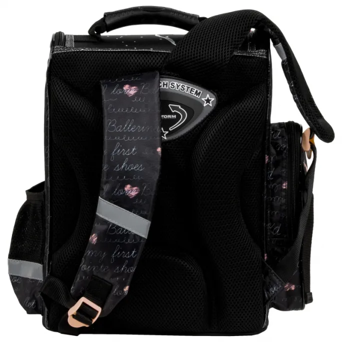 Łatwy w noszeniu tornister z atrakcyjnym designem