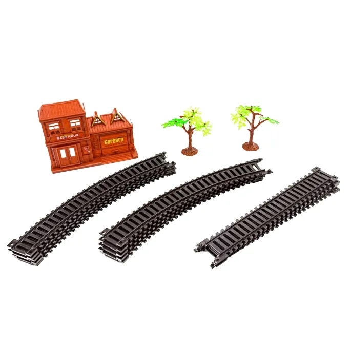 Dzieci bawiące się kolejką elektryczną Fenfa