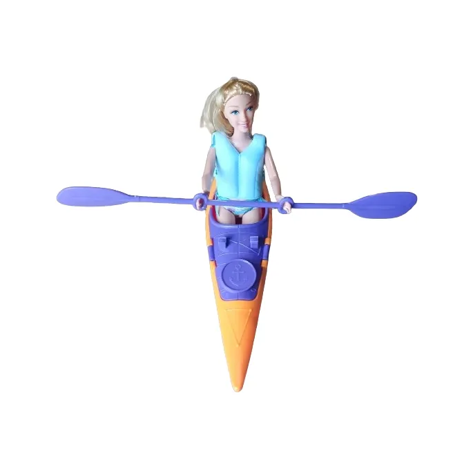 Lalka Kaibibi w stroju kąpielowym, gotowa na spływ