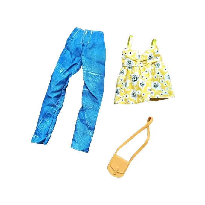 Zestaw ubranek dla lalek o wysokości 30 cm