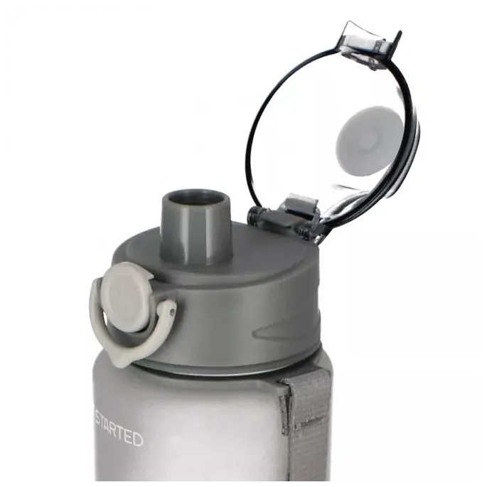 Motywacyjny bidon z sitkiem do dodawania owoców i ziół.