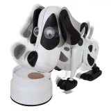 Radosny piesek Kooky Kritters w atrakcyjnej zabawie z dziećmi