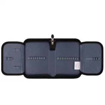 Piórnik dwuklapkowy Koty Chess Cats KratkA