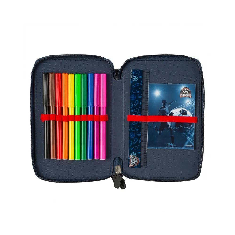 Stylowy piórnik na przybory szkolne z piłkarskim wzorem