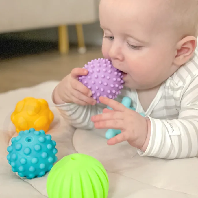 Wysokiej jakości sensoryczne klocki dla dzieci od 6 miesiąca