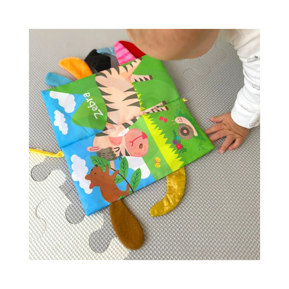 WOOPIE BABY Książeczka z Ogonkami Zwierząt Leśnych Materiałowa