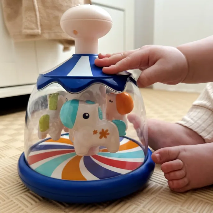 Niebieski Konik Karuzela wspierający umiejętności manualne