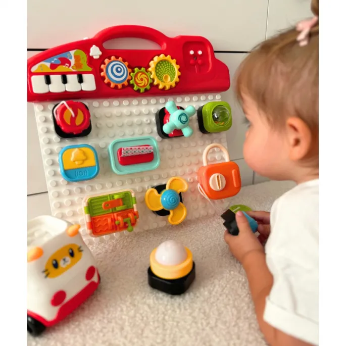 Interaktywny panel aktywności rozwijający motorykę dzieci