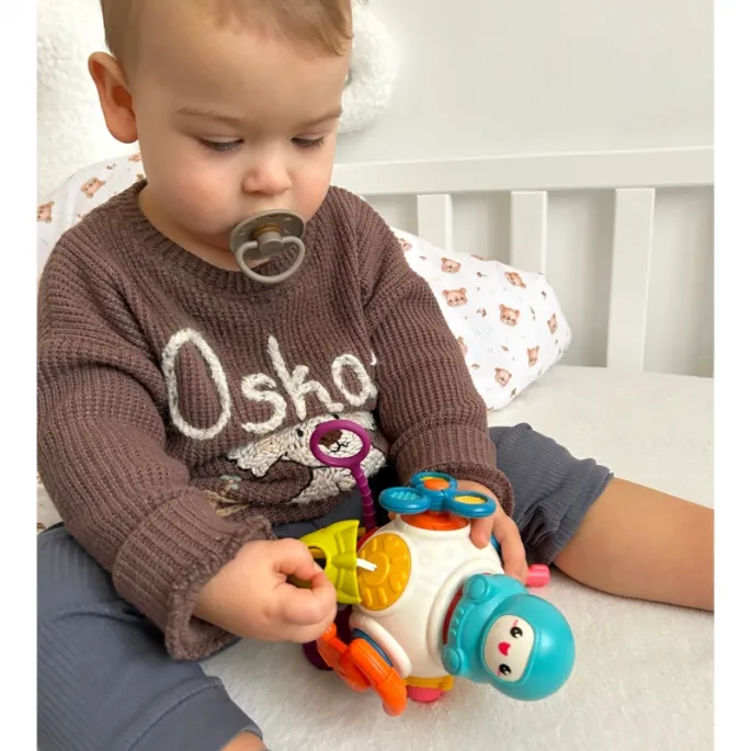 Bezpieczna kostka edukacyjna z różnymi panelami