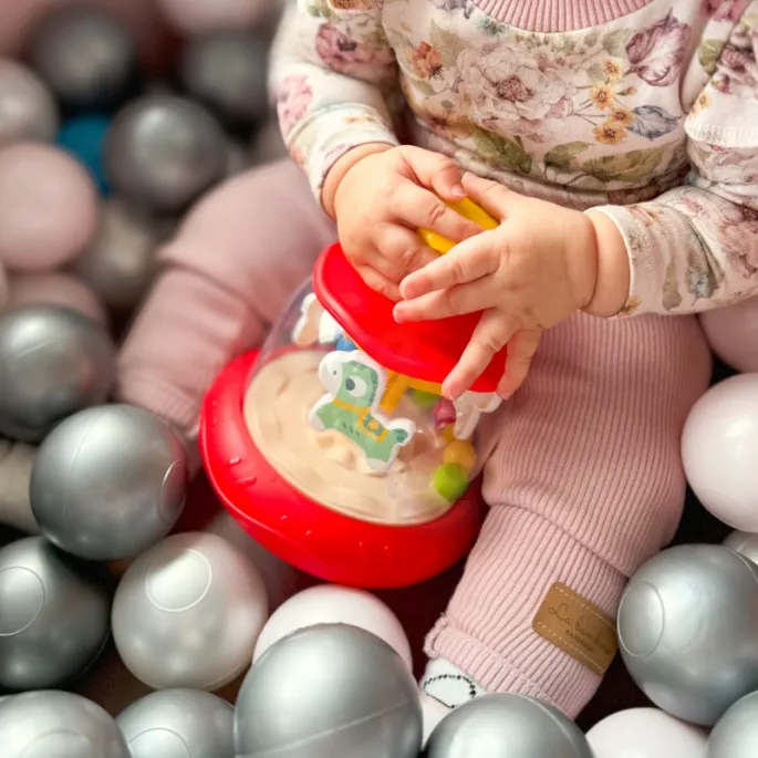 Interaktywny bączek rozwijający zdolności dziecka