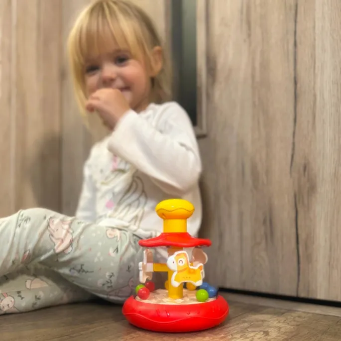 Zabawka z funkcją kręcenia dla maluchów