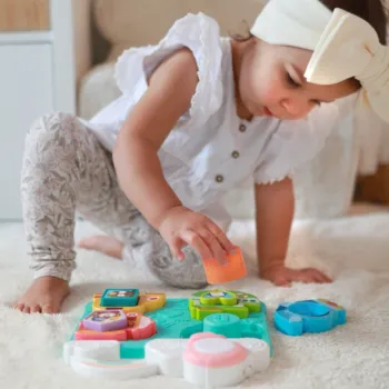 Bezpieczna układanka do nauki kolorów i kształtów dla maluchów