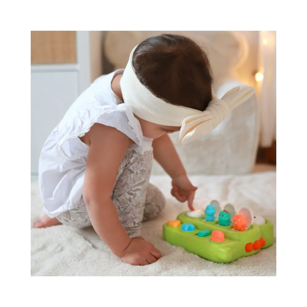 Solidna zabawka wspierająca rozwój motoryczny.