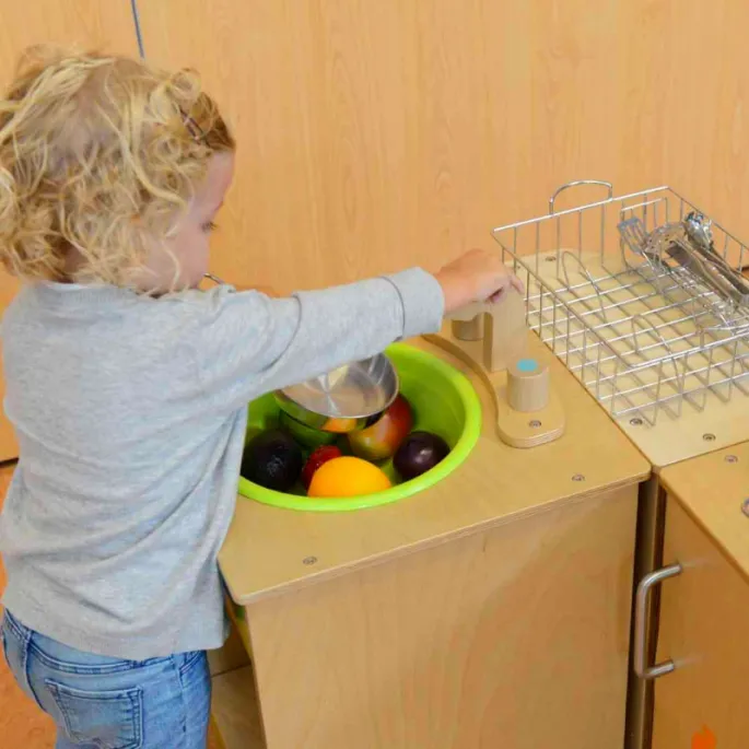 Stylowa szafka ze zlewem do kącika zabaw