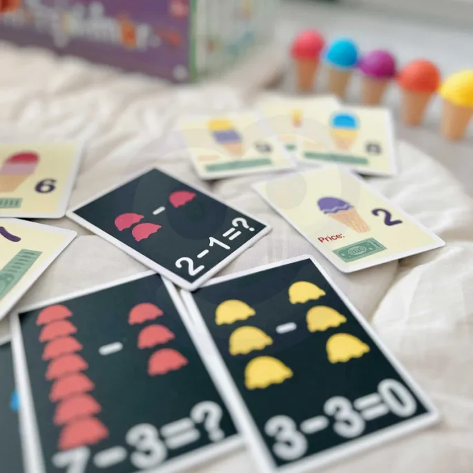 Edukacyjna zabawka rozwijająca zdolności komunikacyjne dzieci.