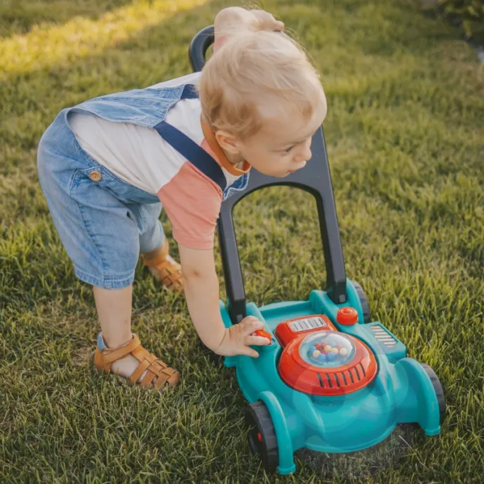 Dziecięca kosiarka z odgłosami, zapewniająca radość zabawy