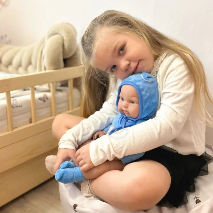 Idealna lalka dla małych dziewczynek