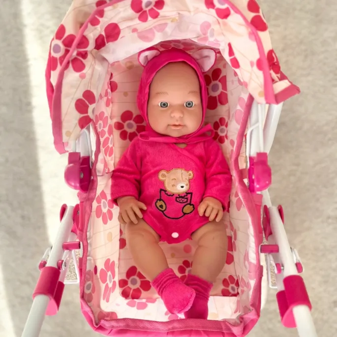 Lalka rozwijająca empatię i wyobraźnię u dzieci