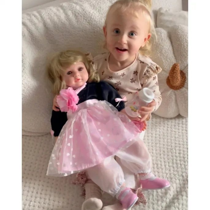 Eliana - idealny towarzysz zabaw dla Twojego dziecka.