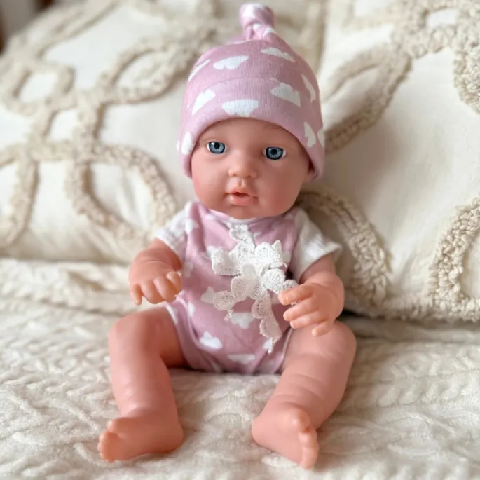 Bobasek z dodatkową buteleczką.