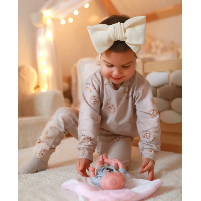 Zabawka dla dzieci od 3 lat - lalka Bobas z kocykiem