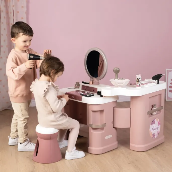 Salon fryzjerski dla dzieci z funkcjami świetlnymi.