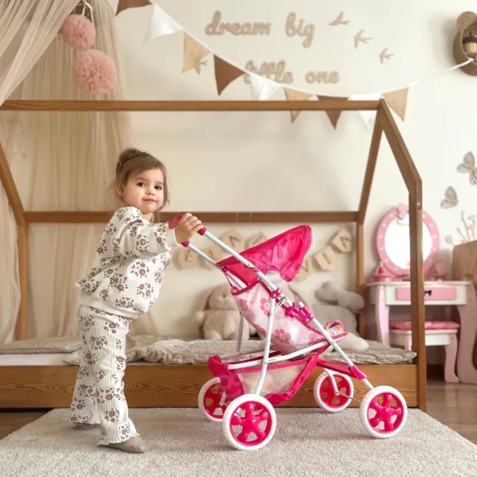 Elegancki wózek dla lalek z praktycznym koszykiem