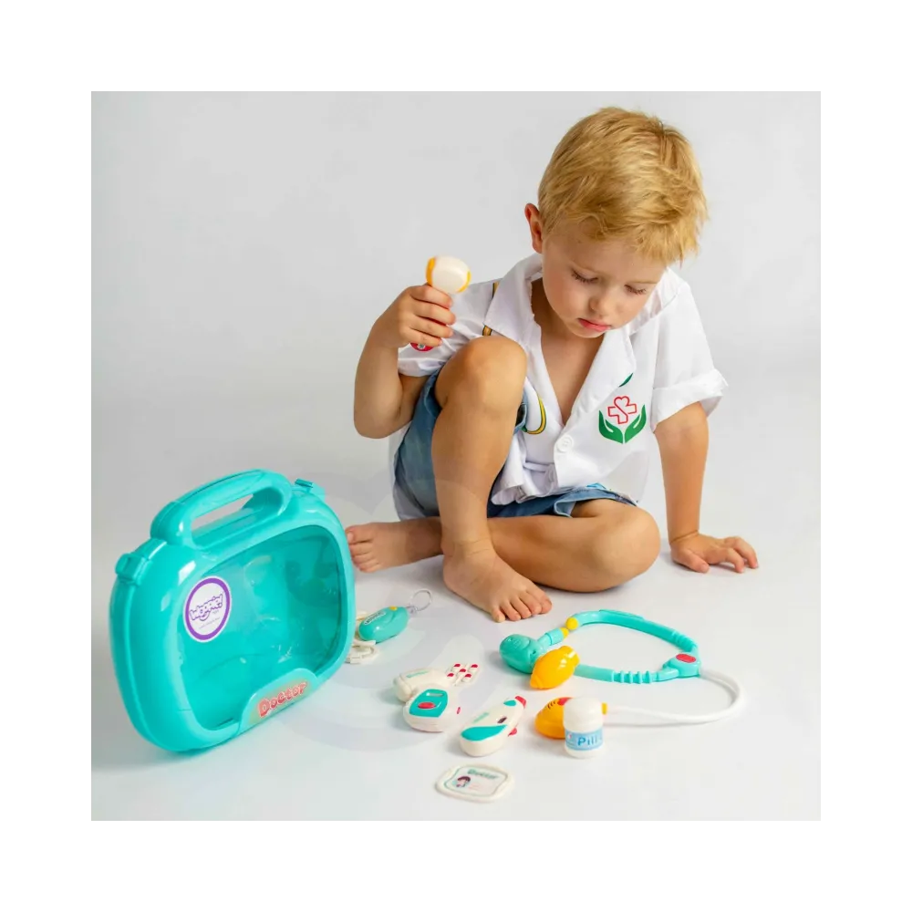 Ciśnieniomierz z podświetlanym ekranem w zestawie medycznym