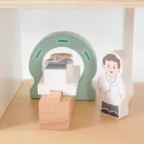 VIGA Drewniany Szpital Z Karetką Winda Zestaw 15 el