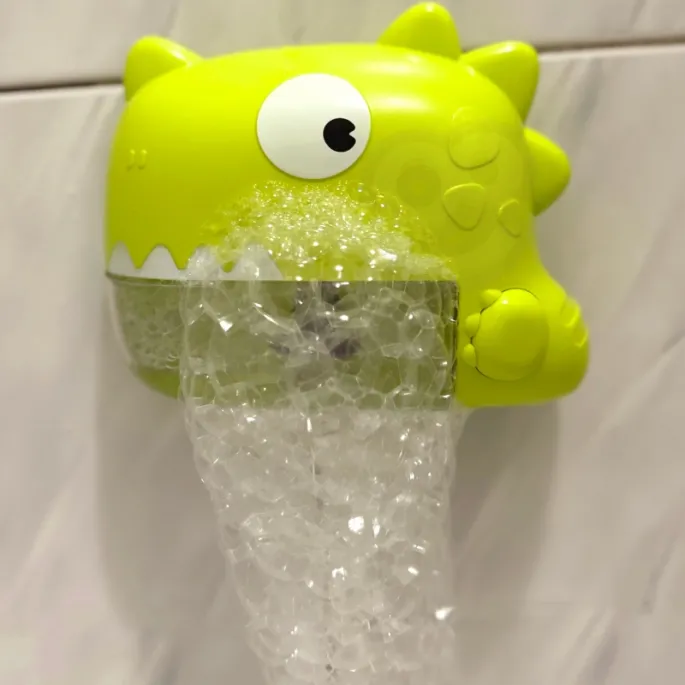 Kąpiel z dinozaurem - zabawka z przyssawkami i pianą