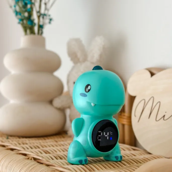 Termometr do mierzenia temperatury wody w wannie