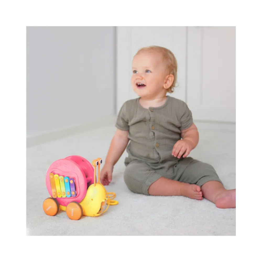 Zabawka z wyrzutnią małego autka dla jeszcze większej radości