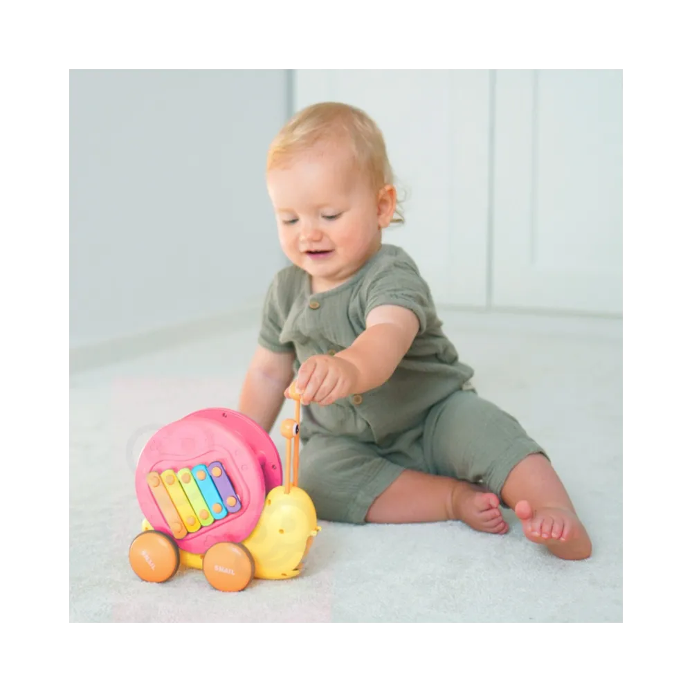 Interaktywna zabawa z efektem wizualnym w skorupie