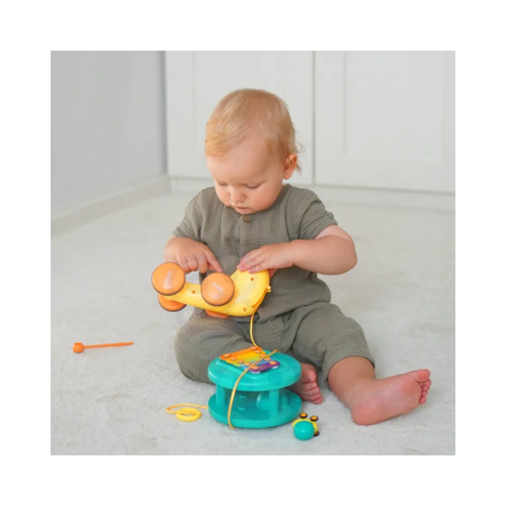 Cymbałki i wyrzutnia w jednej zabawce