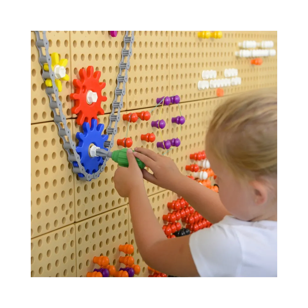 MASTERKIDZ Ręczne Narzędzia 6 Elementów Śrubokręt Klucz - Tablica Naukowo-Edukacyjna STEM