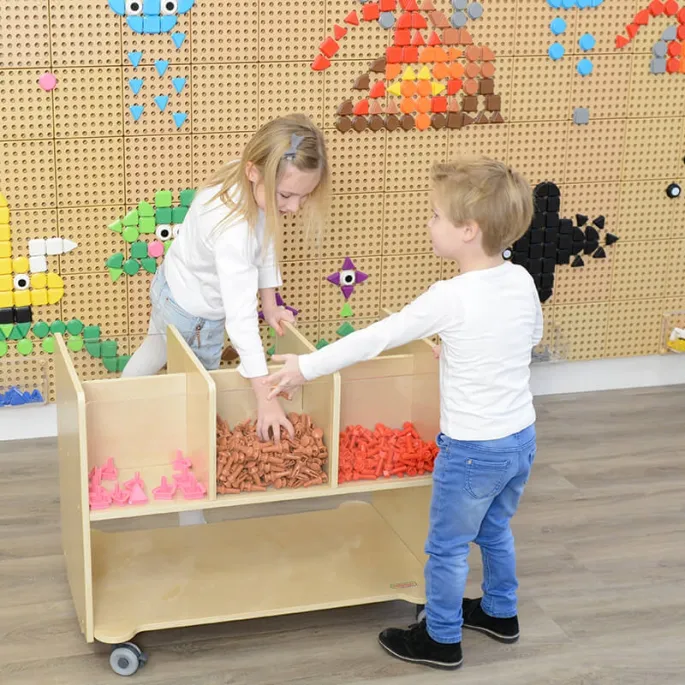 Solidne kołeczki do zabawy w żywych kolorach.