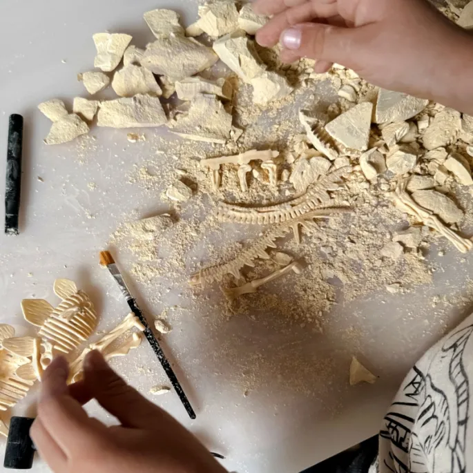 Zestaw archeologiczny dla dzieci