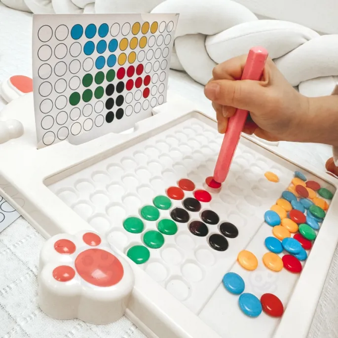 Zabawka Montessori, która rozwija wyobraźnię dzieci