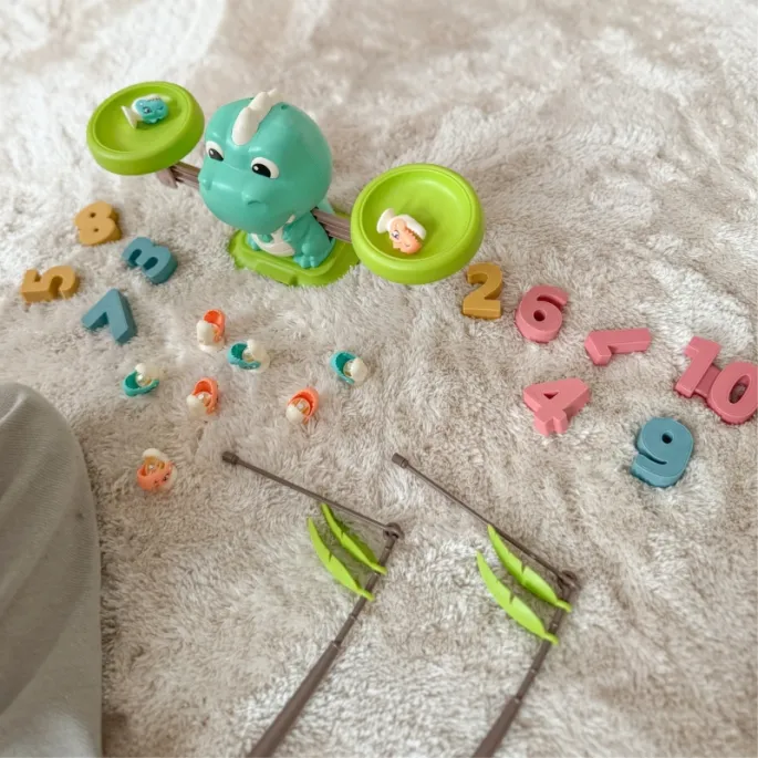 Zestaw z kartami edukacyjnymi do wspólnej zabawy