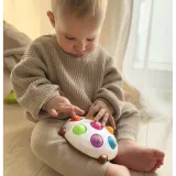 edukacyjny jeżyk pop-it poprawiający motorykę