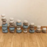 Bezpieczne elementy do budowy torów wyścigowych.