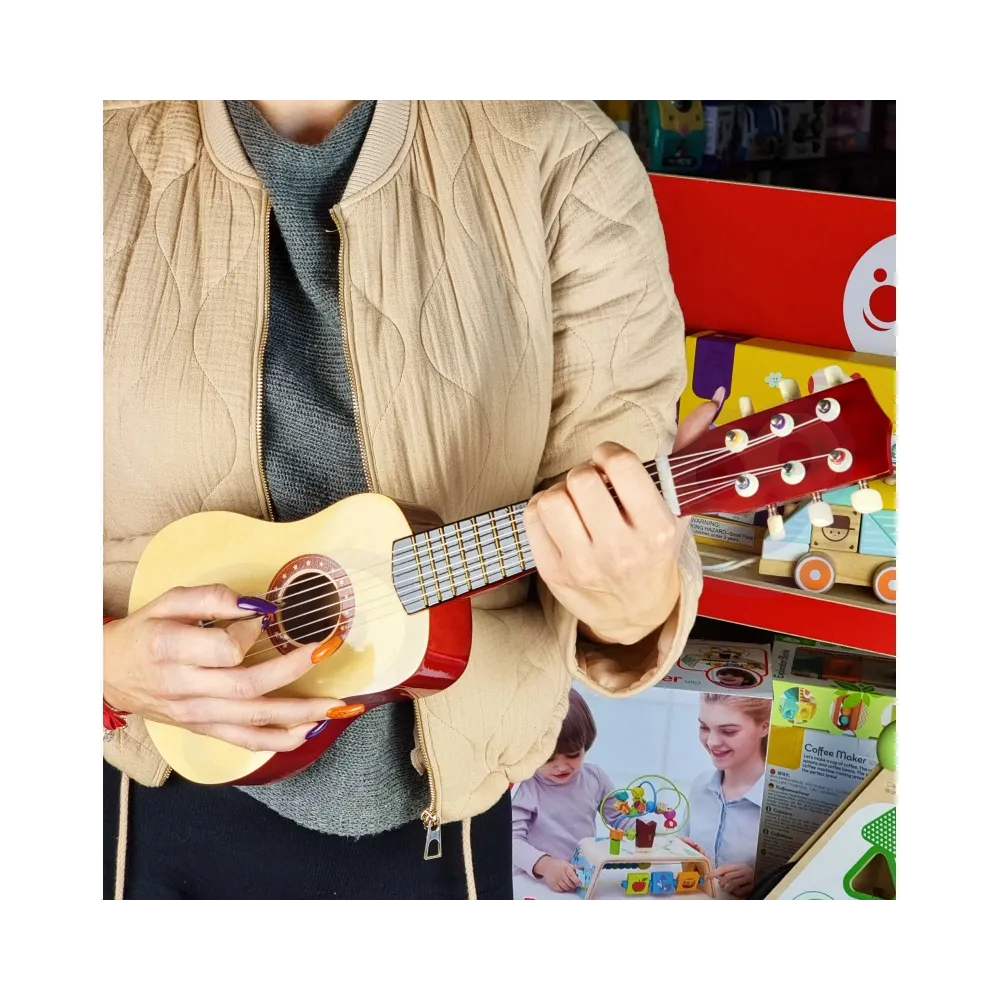 Gitara akustyczna dla małego artysty