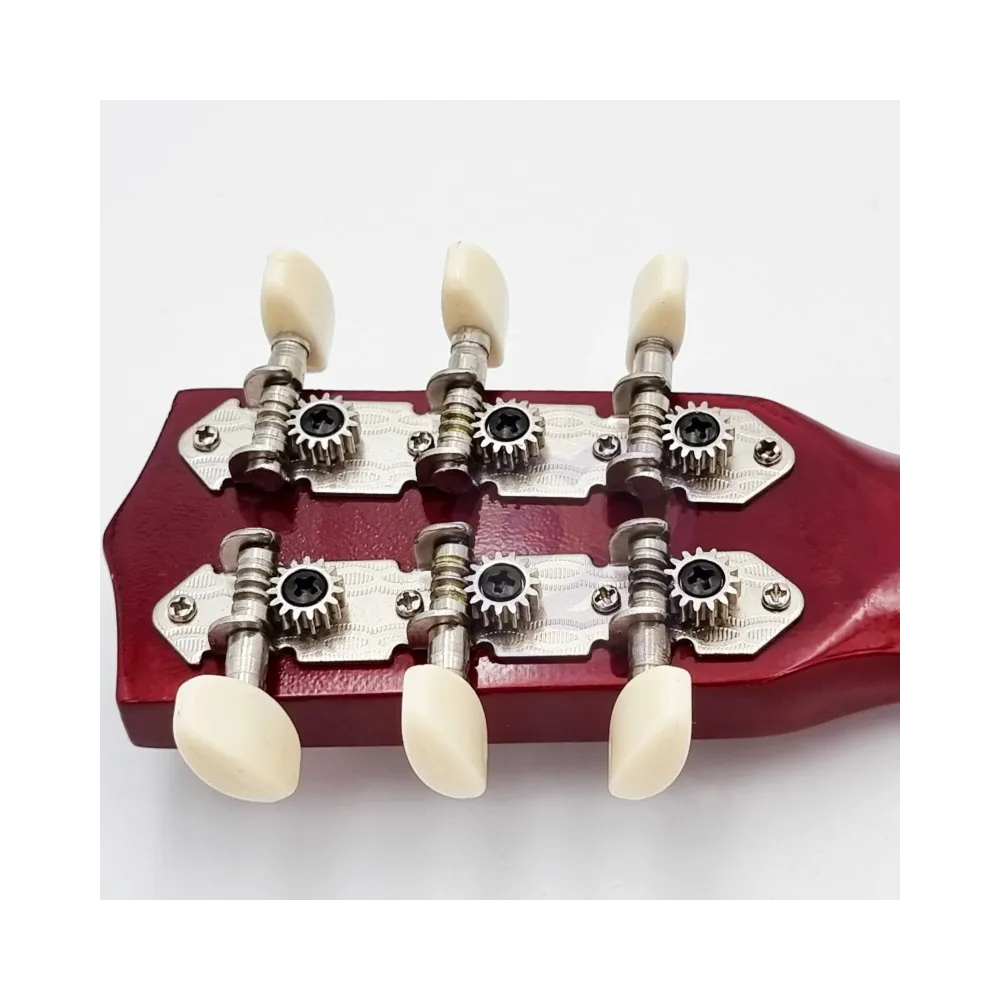 Elegancka gitara dla młodego muzyka