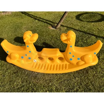 Dinozaur bujak do zabawy w ogrodzie