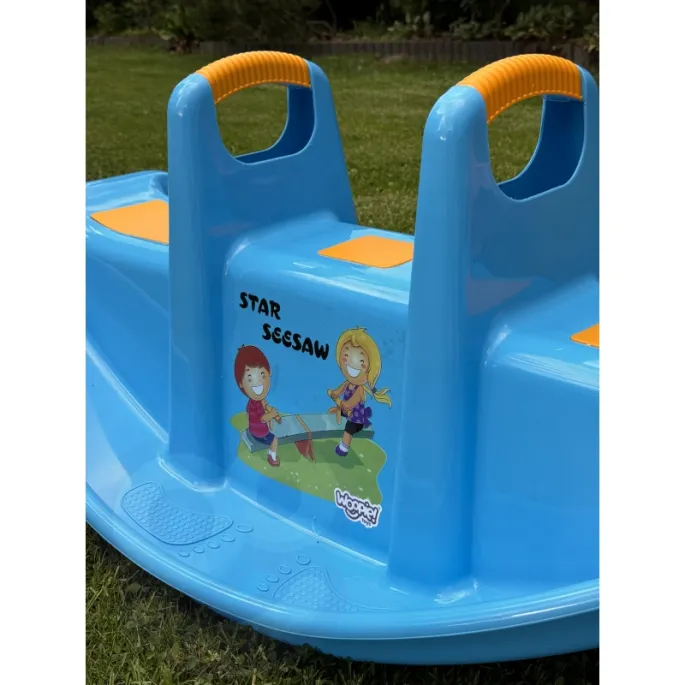 Trwała huśtawka odporna na warunki atmosferyczne.