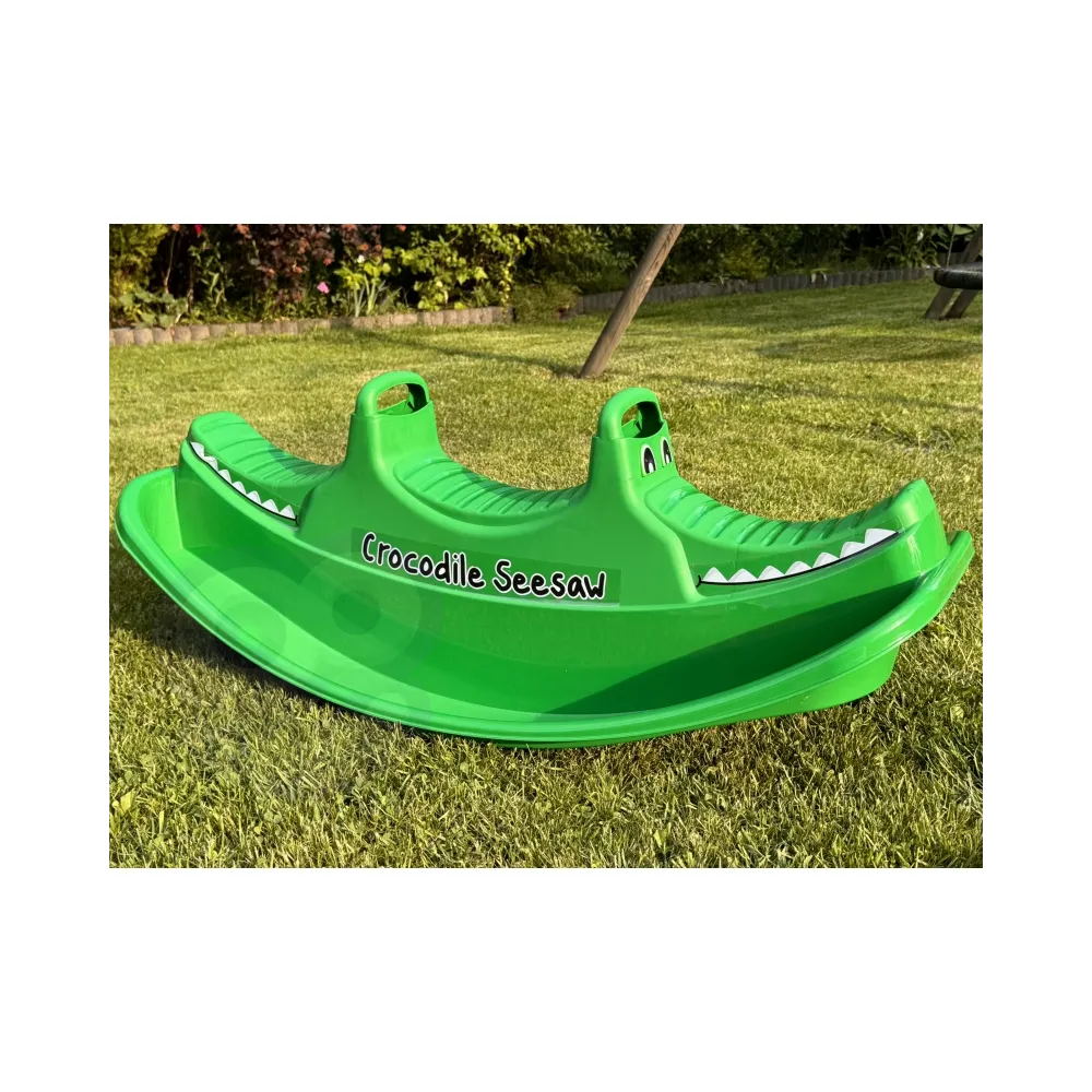 Trwały bujak krokodyl idealny do wnętrz i na zewnątrz