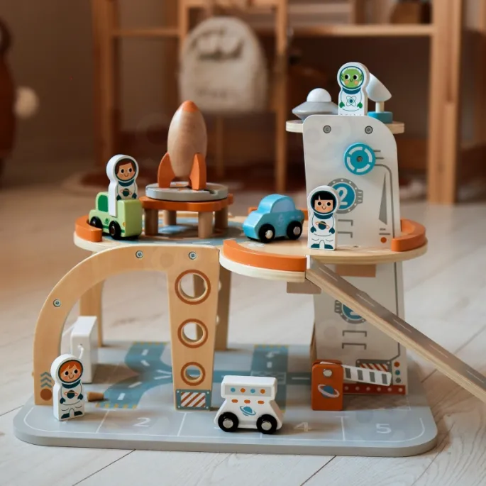 Pojazdy kosmiczne w zestawie drewnianym