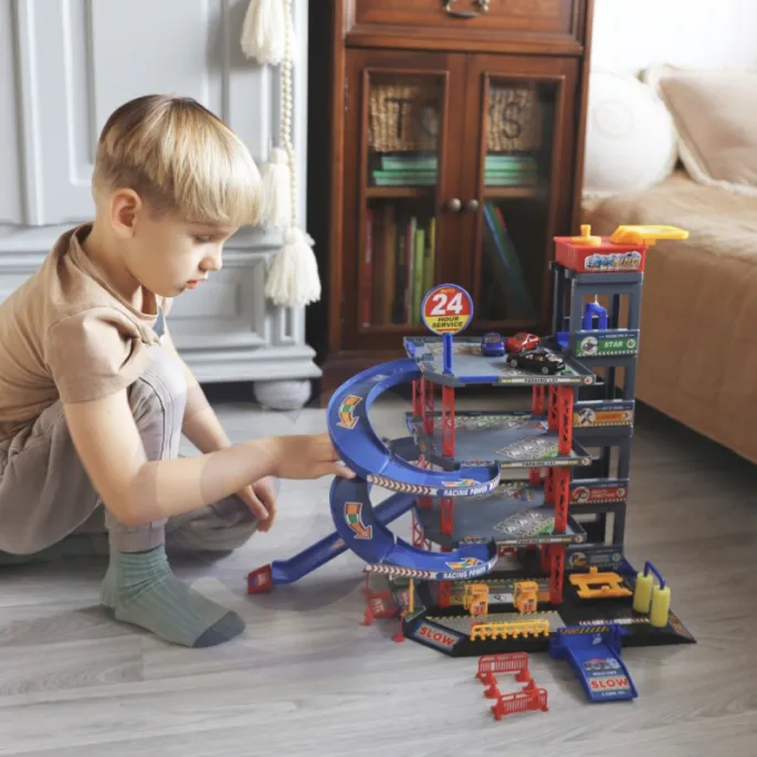 Interaktywny parking z myjnią i stacją benzynową